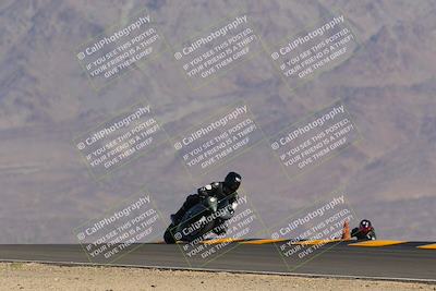 media/Oct-08-2022-SoCal Trackdays (Sat) [[1fc3beec89]]/Turn 10 (945am)/